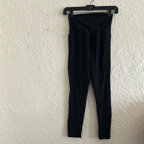 Aerie Offline Real Me Xtra 7/8ths High Rise Crossover Waistband Black Leggings M - Picture 1 of 6